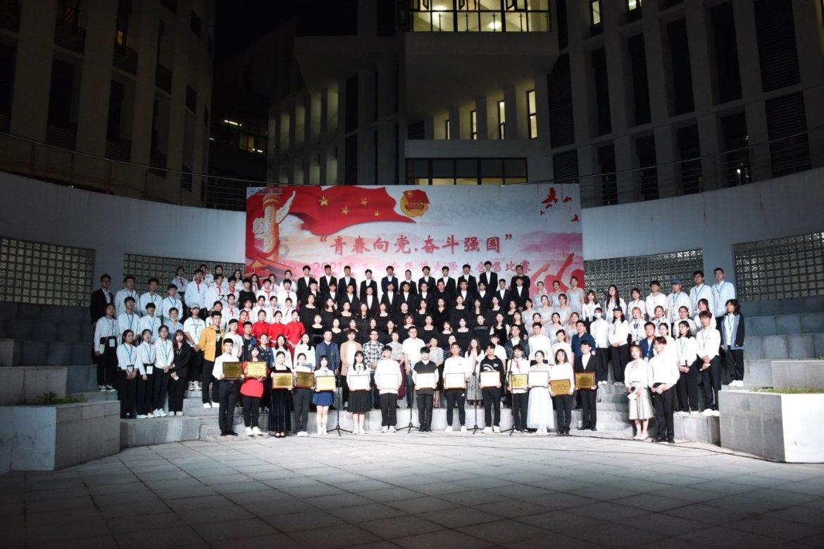 歌舞伎战士重夺WWE女双冠军,“卞字组”碾压痛扁企业2.0